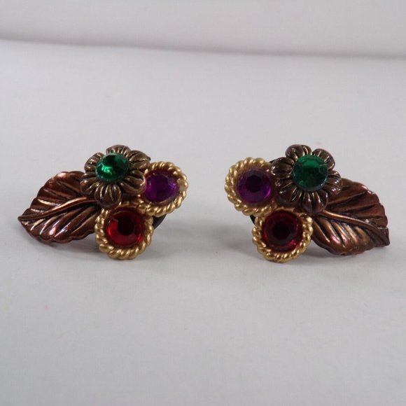 Fashion Jewelry Earrings Lot - 5 Pairs, 2 Single: Gold Tone Swirl, Hoop, Costume - Picture 5 of 11